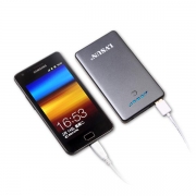 超薄移動電源LS-B800