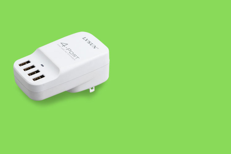 4口USB充電站  精益求精  安全稱心